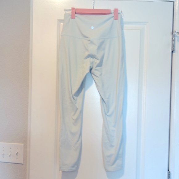 Lululemon Align High-Rise Pant 25", size 8 - Picture 4 of 6